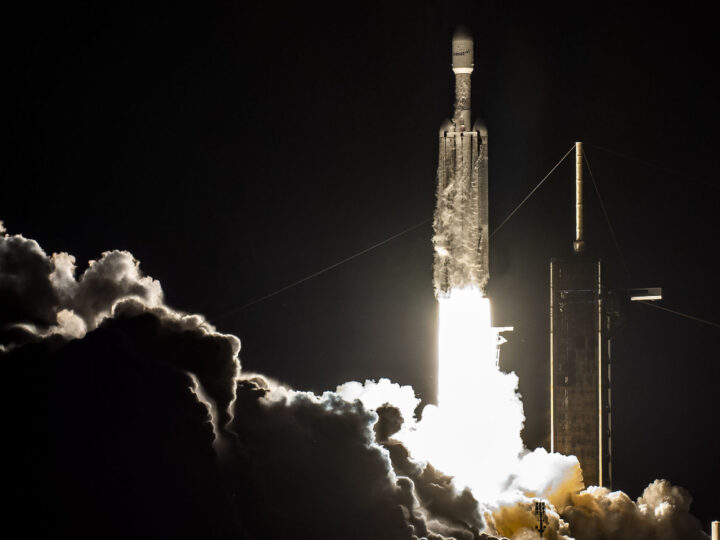 SpaceX Falcon Heavy lanceert ViaSat-3 Americas met succes