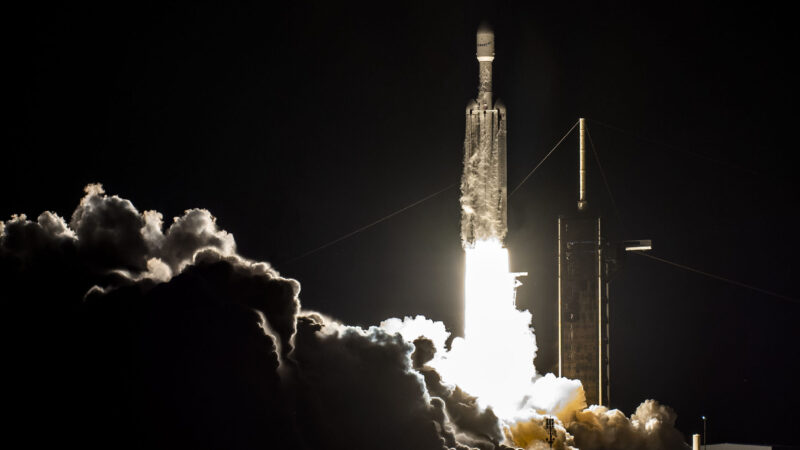 SpaceX Falcon Heavy lanceert ViaSat-3 Americas met succes